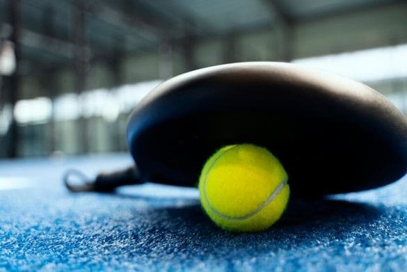 cuanto pesa una pelota de padel