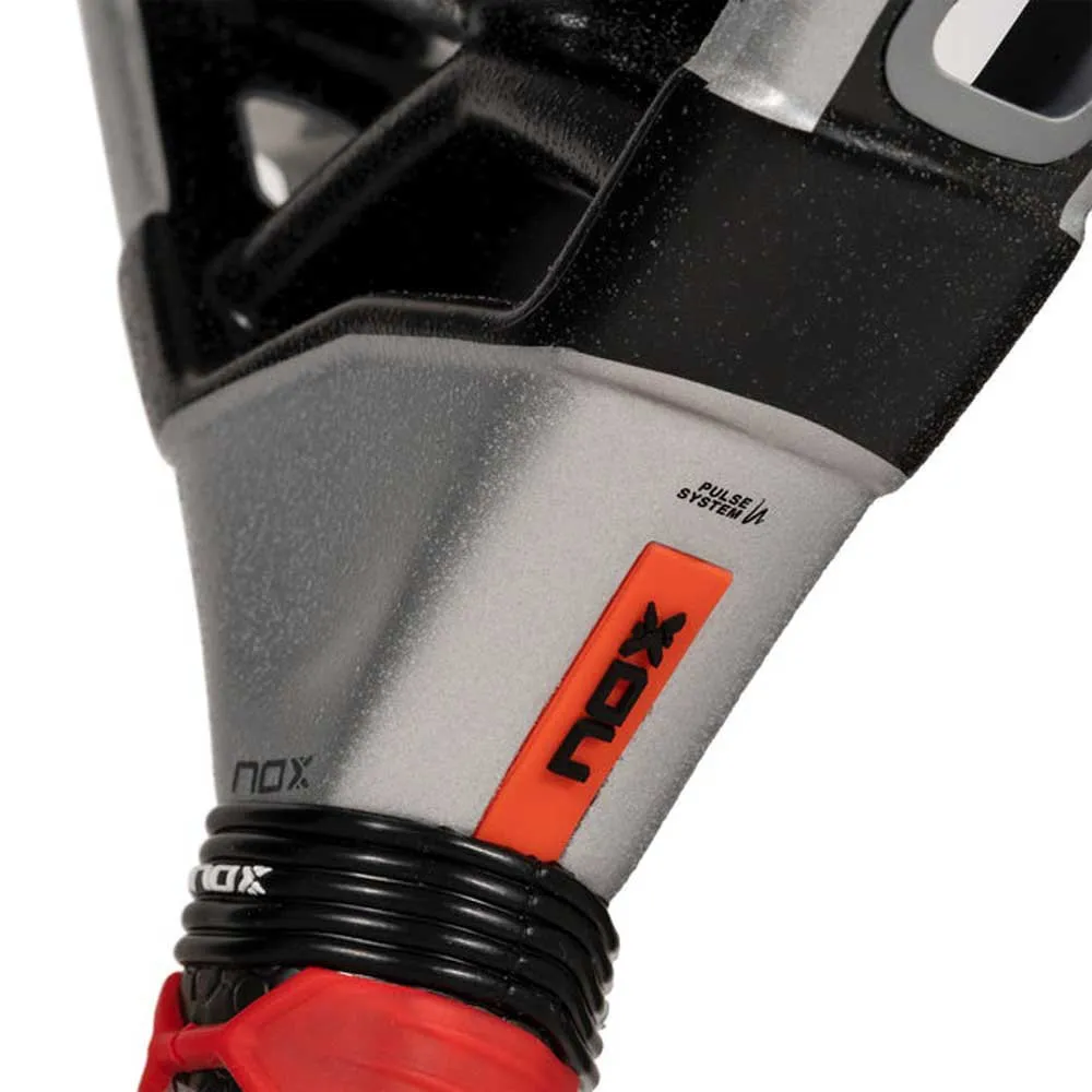 nox-pala-de-padel-at10-genius-18k-by-agustin-tapia-2024 (8)